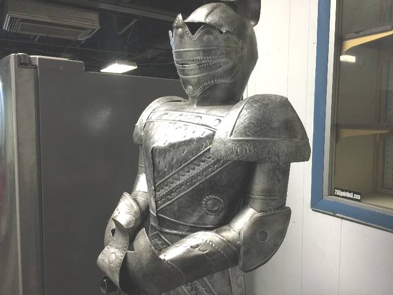 lot 9146 image: Decorative metal Knight Sculpture- approx. 6 6 high-  a real conversation piece
