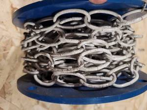 lot 136 image: DECORATIVE CHAIN (APPROX. 40)
