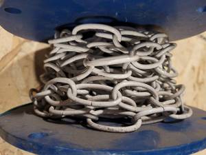 lot 139 image: ANTIQUE WHITE DECRATIVE CHAIN (APPROX. 25-)