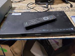 lot 166 image: PHILLIPS BLUE RAYDVD PLAYER (MODEL# BDP5506F7)