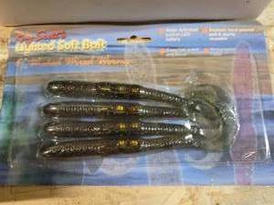 lot 191 image: RAY SCOTTS LIGHTED SOFT BAIT 6 WICKED WIRE WORMS (30 WORM LOT)