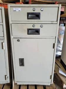 lot 241 image: BANK TELLER CABINETDRAWER STACK (39T x 22W x 19D)