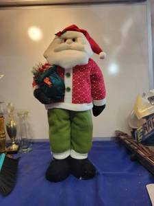 lot 4963 image: 24 inches Santa Claus