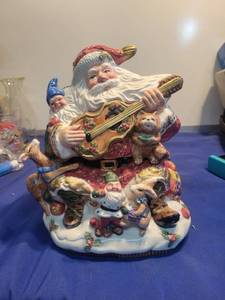 lot 4991 image: Holiday cookie jar
