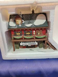 lot 5039 image: Heritage village North Pole series collection