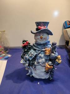 lot 5041 image: Home interiors 10 12 inch Snowman