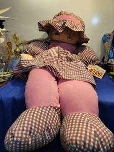 lot 5054 image: Its the huggable lovable ragdoll pplabout 41 tall