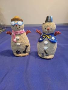 lot 5062 image: 2 Snowman