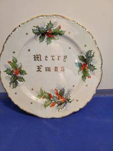 lot 5072 image: Merry Xmas plate