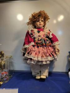 lot 5077 image: Is 27 tall doll