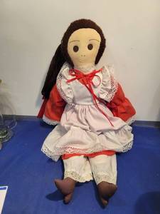 lot 5078 image: 26 doll