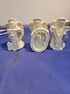 lot 5126 image: 3 angels candles holder spells out joy