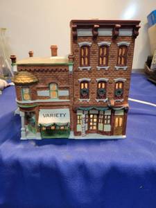 lot 5143 image: Porcelain hand painted light house needs Light bulb