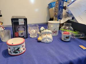 lot 5154 image: 7 Christmas candle holders