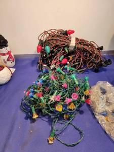 lot 5173 image: Christmas lights untested