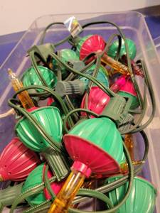 lot 5227 image: Antique liquid Christmas lights untested