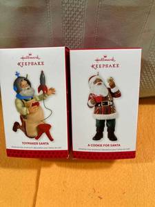 lot 6977 image: Hallmark keepsake ornament