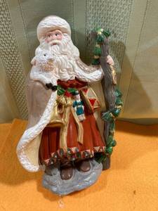 lot 7002 image: Hand painted Santa 1995