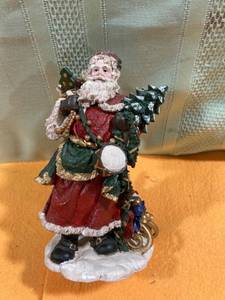 lot 7035 image: 7 inch Santa