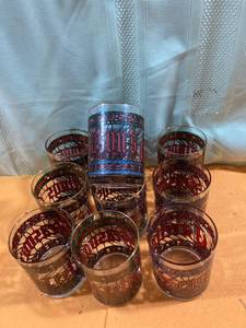 lot 7037 image: Christmas glasses set a 10