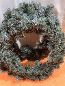 lot 7083 image: (2) 15 inch Christmas wreaths