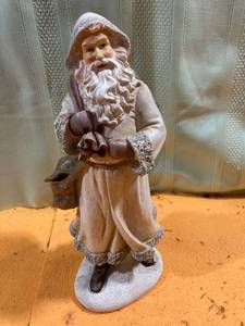 lot 7089 image: Santa Claus 12 inches high