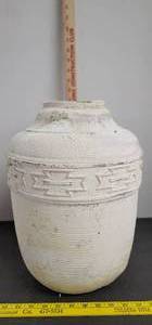 lot 1721 image: Decorative planter