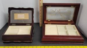 lot 1725 image: (2) Jewelry boxes