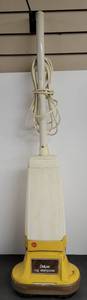 lot 1748 image: Hoover deluxe rug shampooer