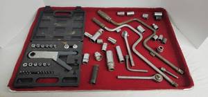 lot 1812 image: Ratchet sockets set & squeeze wrench