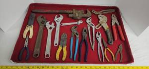 lot 1813 image: Various wrenches