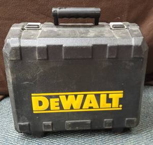 lot 1847 image: DeWalt DW364K circular saw case