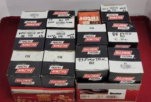 lot 1857 image: (11) Baldwin filters B2 oil filters 88 - 93 Ford