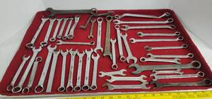 lot 1863 image: Various metric & standard wrenches