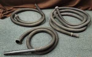 lot 1894 image: (3) vacuum hoses