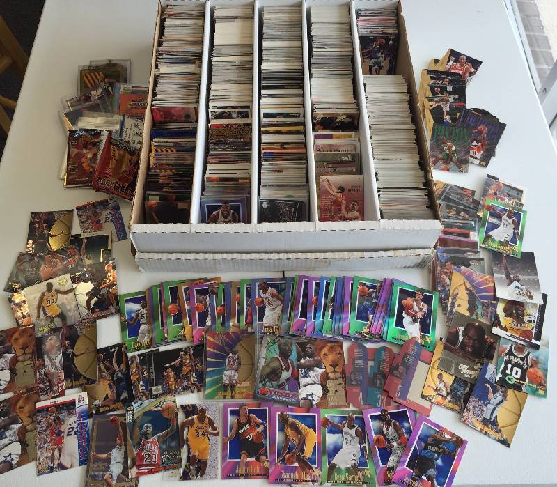 lot 1007 image: 5,000 Count Box Jam Packet With Basketball Superstars - Rookies - Inserts & More - Book Value Over $500 - A True Treasure Hunt