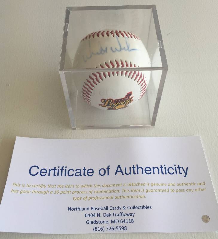lot 1014 image: Royals Legend Willie Wilson Autographed Negro Leagues Museum Ball w Case & Certificate of Authenticity