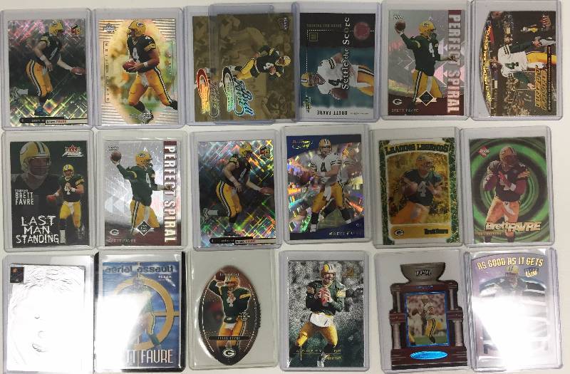 lot 1059 image: (19) Card Lot of Brett Favre Inserts Only - Huge Book Value Over $175 - All Insert Card Lot