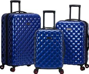 lot 20619 image: ROCKLAND SUITCASE VIOLET WITH DIAMOND DESIGN