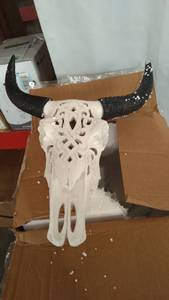 lot 13324 image: CERAMIC Animal HEAD
