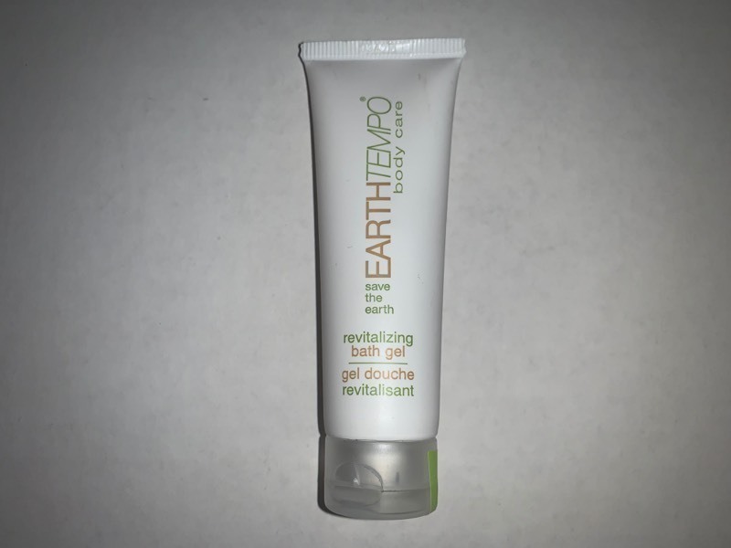 lot 1039 image: Lot of 50 New Travel Sized Bath Gel