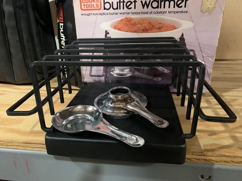 lot 148 image: Cooks Tools Buffet Warmer w Flame Cover Piece