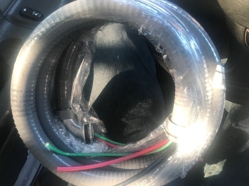 lot 167 image: 6 foot air conditioner electrical whip connector wire