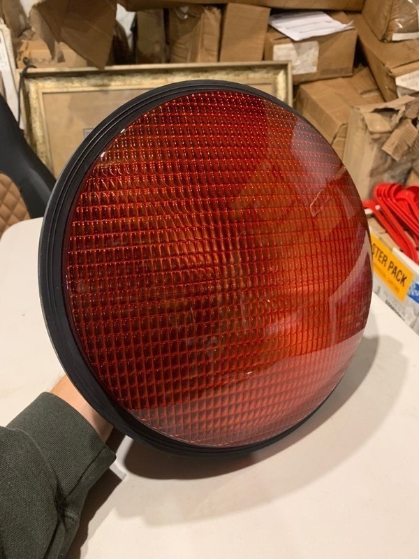 lot 266 image: Round Red LED Light