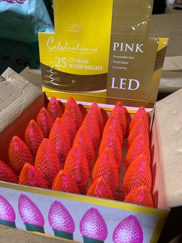 lot 388 image: New Box of 25 Celebrations Holiday Pink LED Edison Super Bright Bulbs