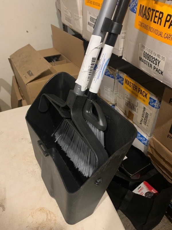 lot 45 image: New Skyline Pro Cleaner Brook and Duster Set