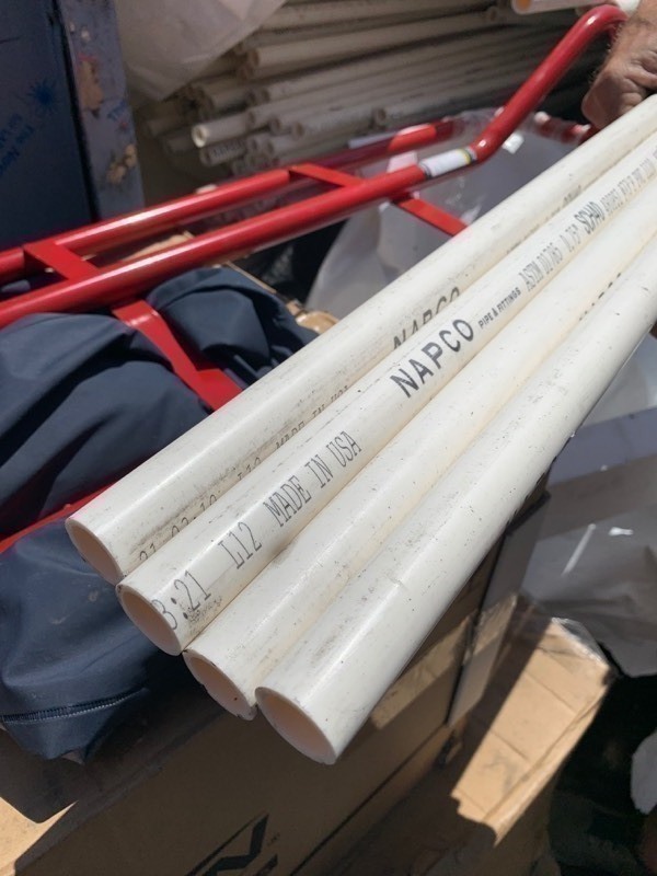 lot 590 image: 4 Set of 3 quarter Inch 10f PVC Piping
