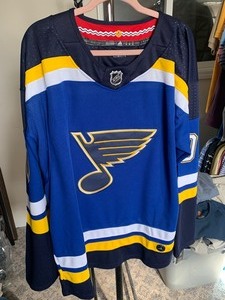 lot 28 image: St. Louis Blues All Embroidered OReilly 90 NHL Adidas Hockey Jersey size 54