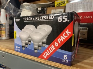 lot 1012 image: New Box of 6 Track and Recessed HomeWork Light Bulbs