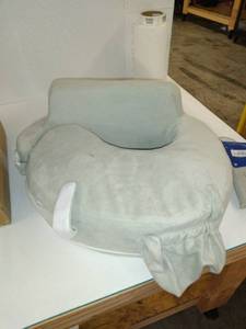 lot 6926 image: My Brest Friend Original Nursing Posture Pillow, Grey